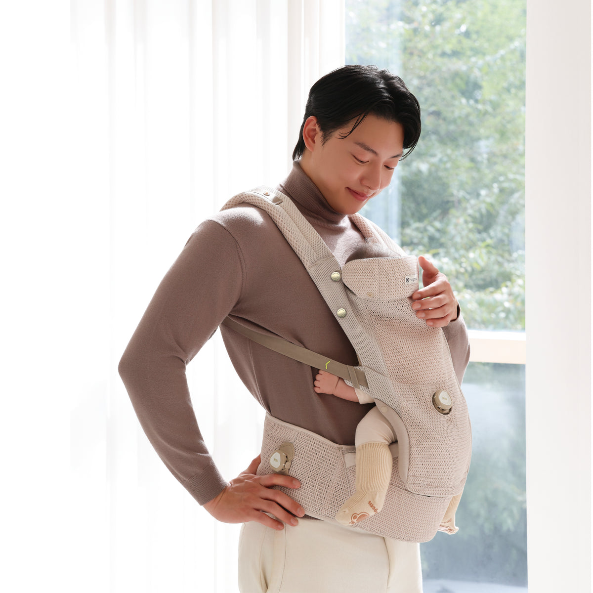 Dial-Fit MAX Baby Carrier - Oatmeal