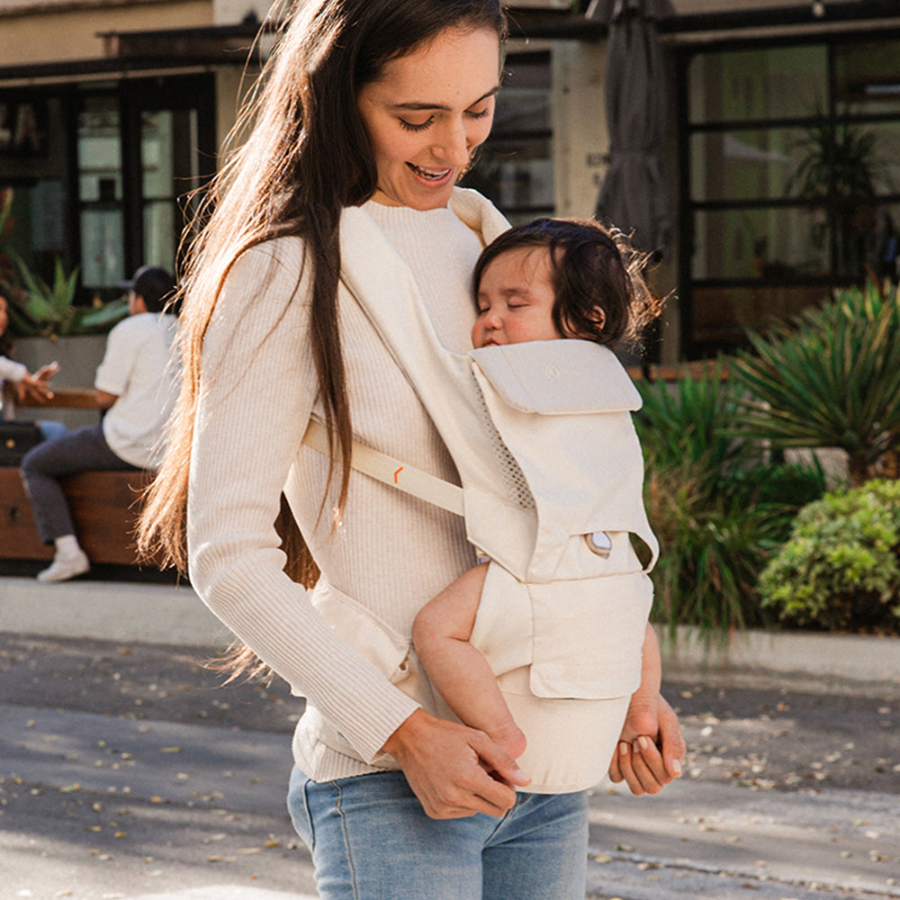 [Essential Set] Dial-Fit PRO Baby Carrier - Ivory & Drool Bib